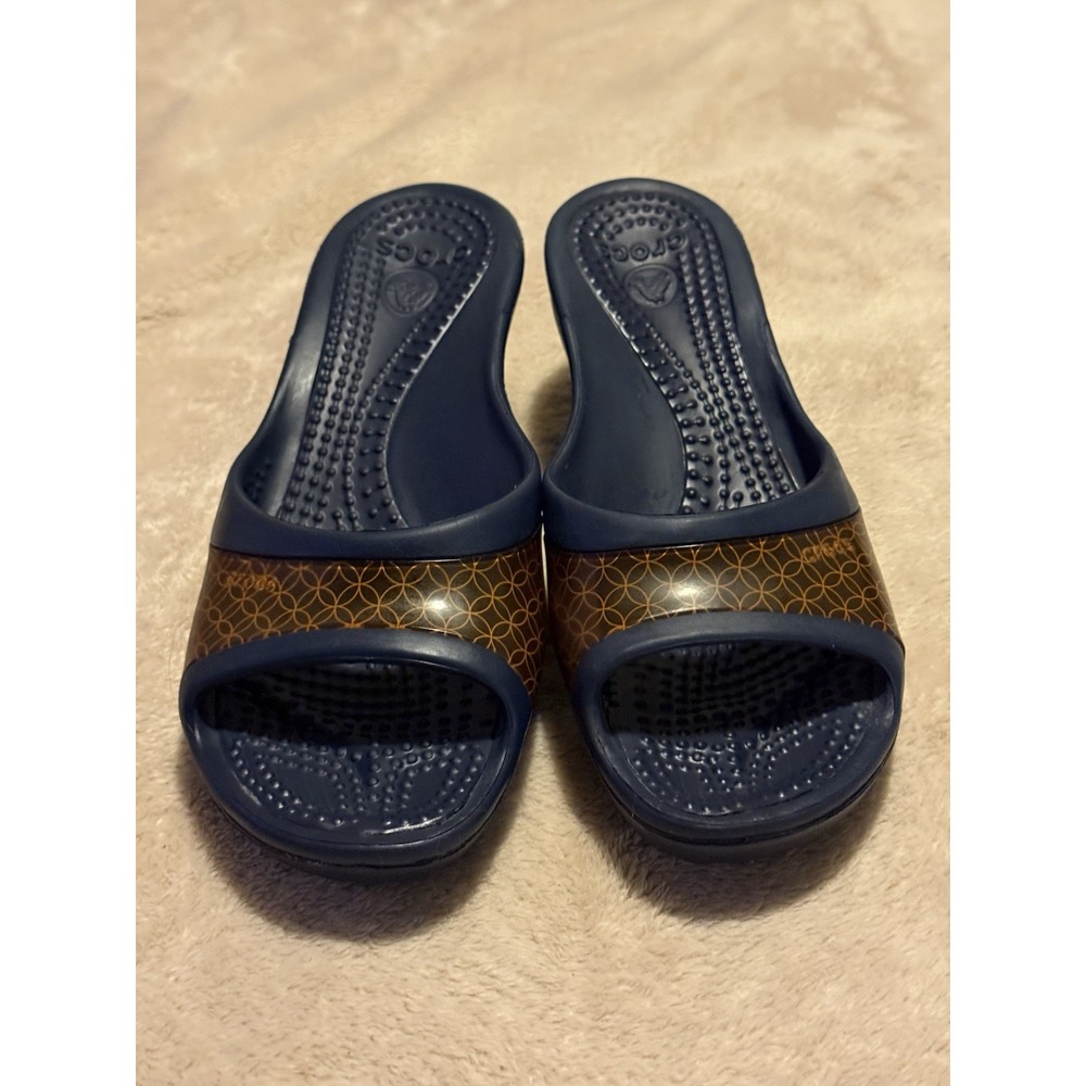 Crocs Women's Sately Wedge Heel Sandals Slides Navy Blue Shoes Size 9 Slip On - Picture 1 of 4